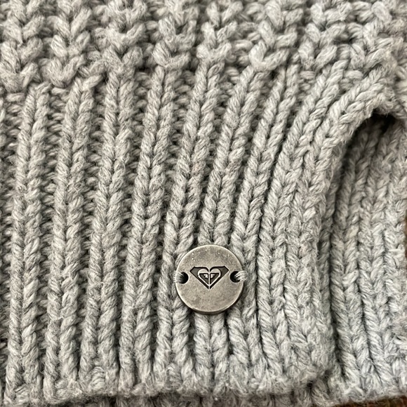 Roxy Cropped Gray Sweater Juniors Size Medium - Picture 5 of 5